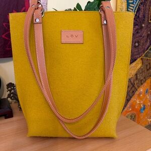 Hejlov Honey Tan Torsby Petite Tote Shoulder Bag Purse Wool Felt Leather Nordic